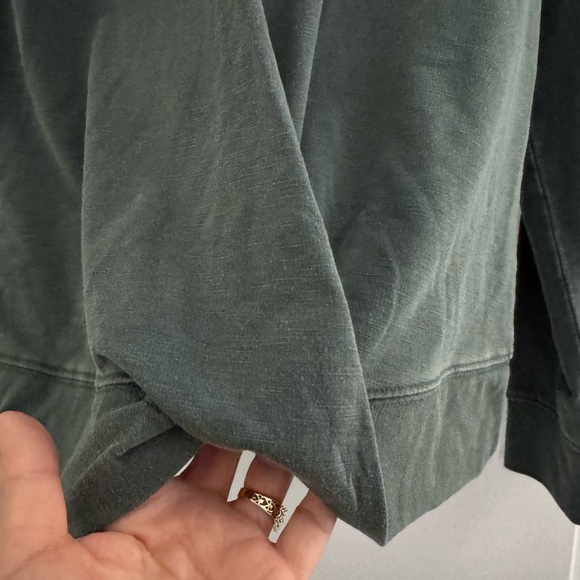 💚KNOX ROSE Gray/ Green Long Sleeve Twisted Front Swearshirt - Picture 3 of 7